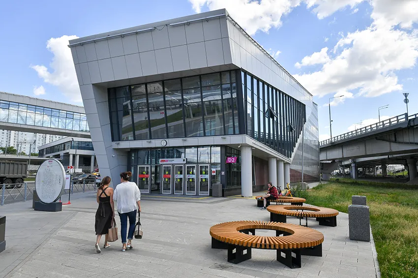 Каждый месяц через городской вокзал Печатники проходит более  ста тысяч пассажиров