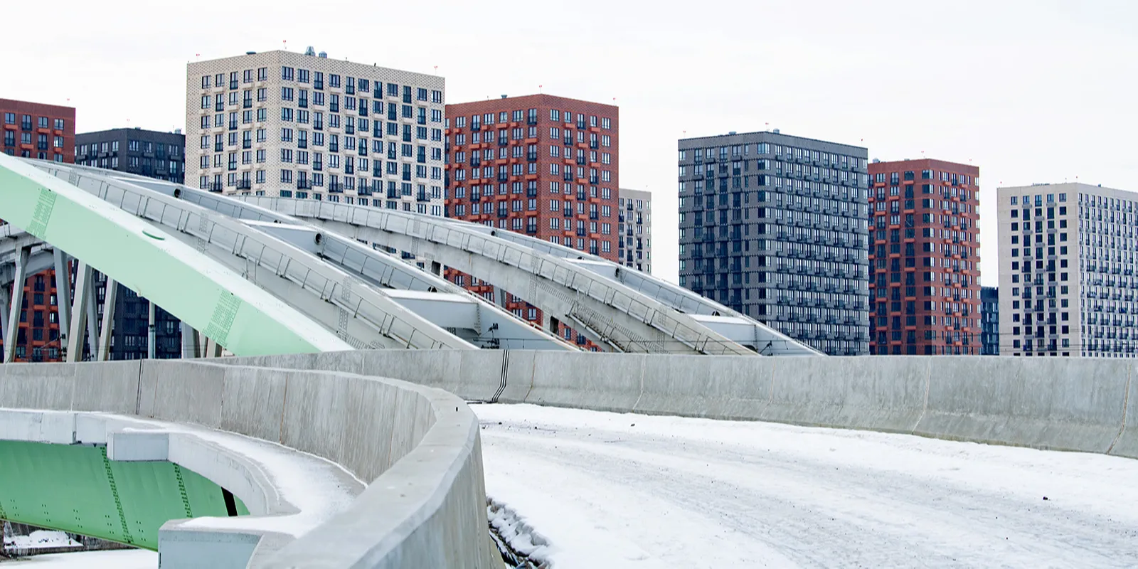 На юге Москвы построят и реконструируют более шести километров дорог