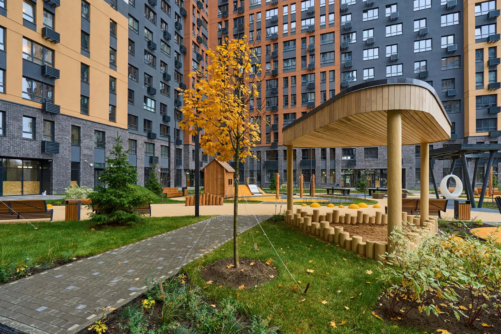 Завершена передача ключей от квартир дольщикам дома в районе Внуково