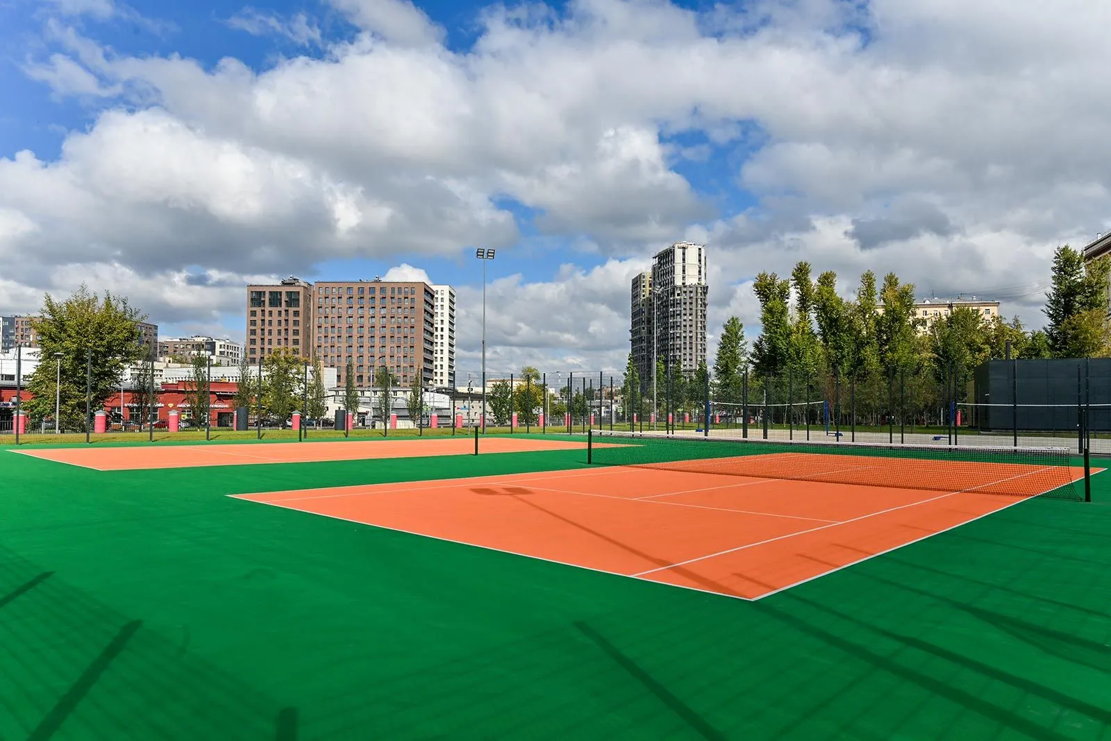 Реставрация стадиона Металлург завершена