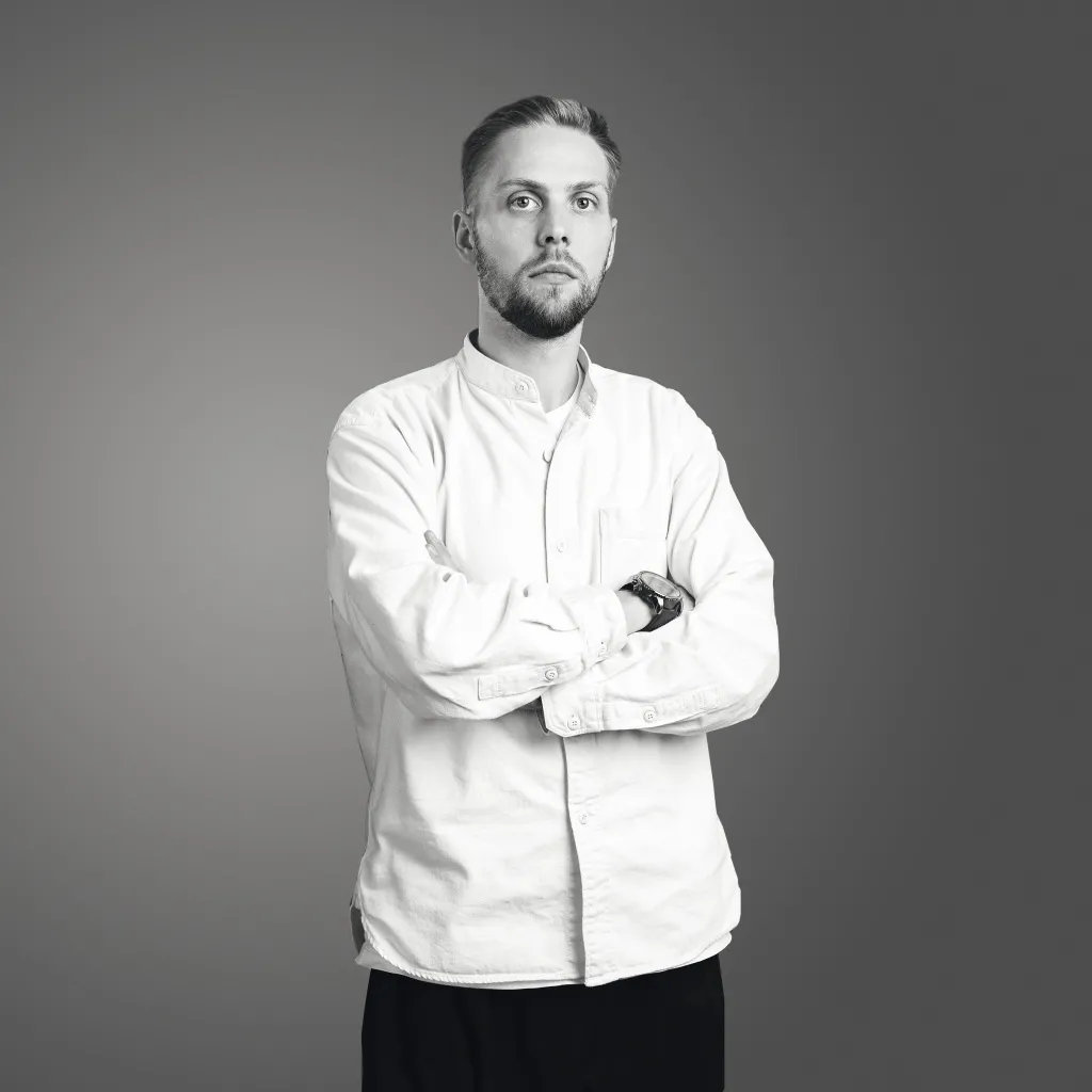 12-13 Евгений Зеленов ЧБ.jpg