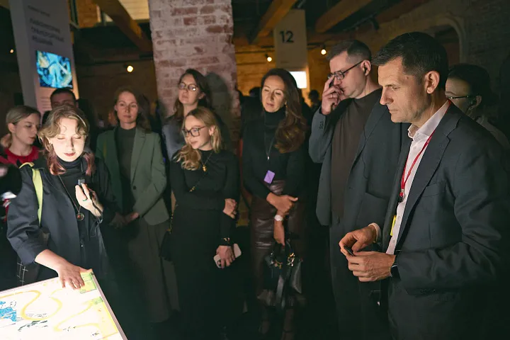 Синтез урбанистики, перформанса и технологий