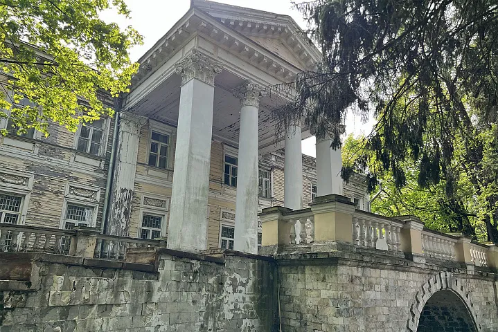 Началась реставрация усадьбы Узкое  на юго-западе столицы