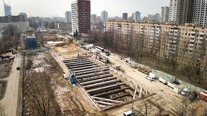 Строящаяся станция «Народное Ополчение» готова на треть