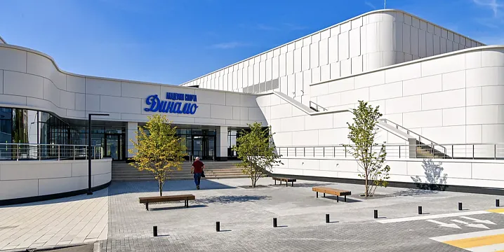 С начала года инвесторы построили в столице 54 социальных объекта  