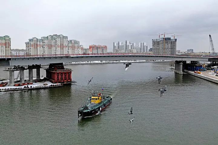 Поедем над рекой