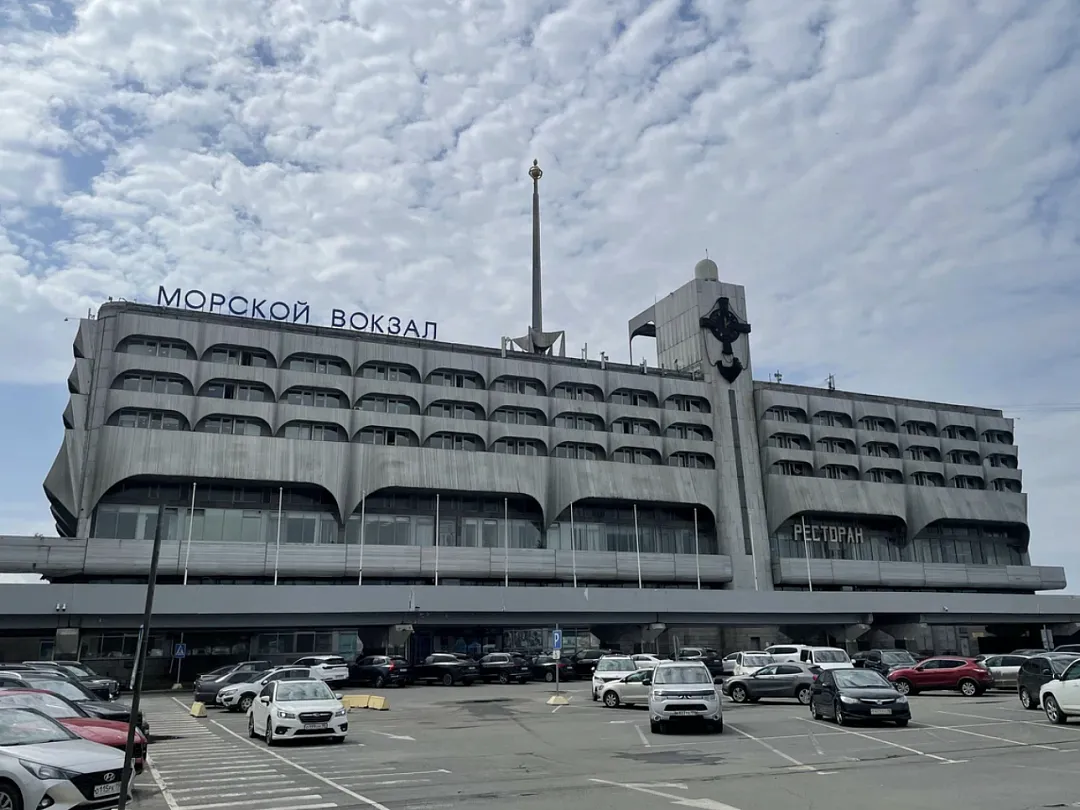 Морской вокзал в Петербурге станет гостиницей