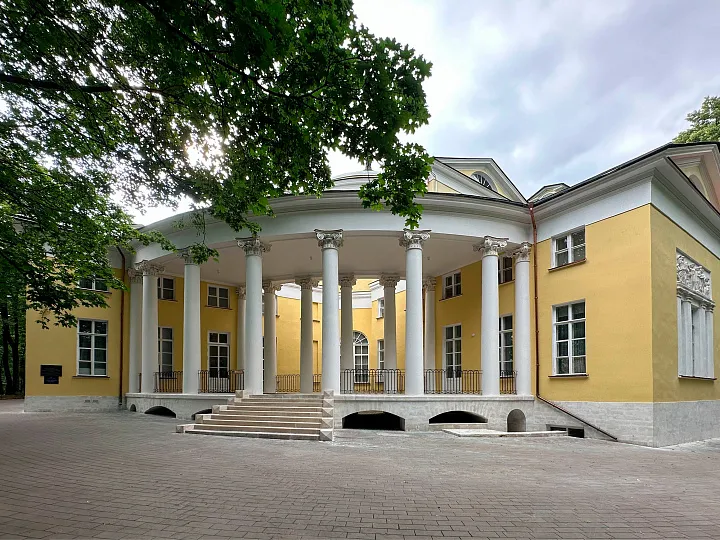 «Московскому Версалю» 310 лет