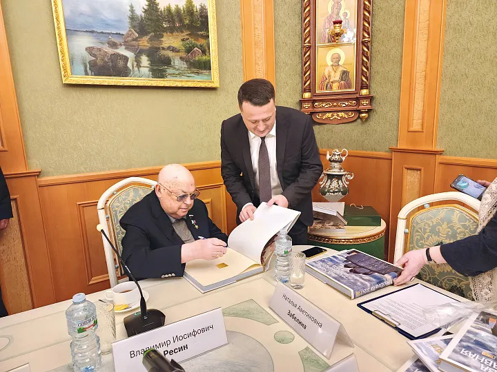 Владимир Ресин о пятнадцатилетии Программы строительства православных храмов в Москве